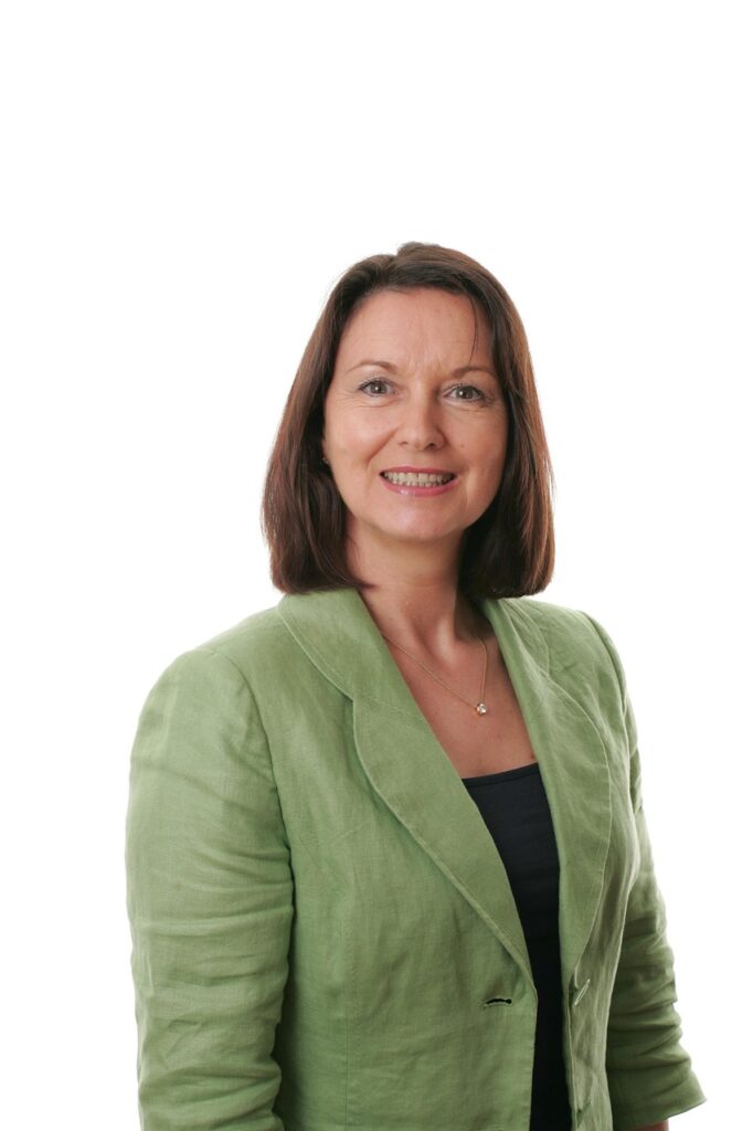 営業職の女性が自信を持てない理由と転職の成功法は？