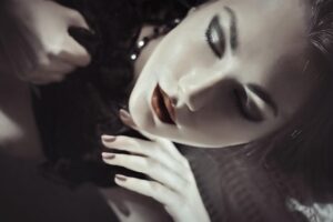 ボーナス後に営業職へ転職を考える女性におすすめのステップは？