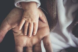 営業職で子育てを両立するのは難しいのか？